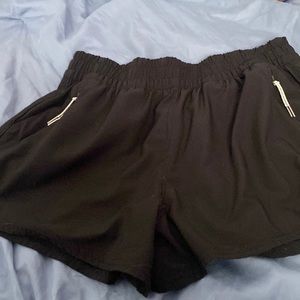Vuori shorts M excellent condition M